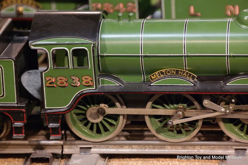 File:LNER locomotive 2838 Melton Hall (Bassett-Lowke).jpg