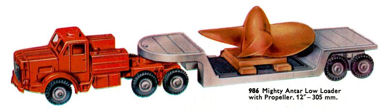 File:Mighty Antar Low Loader with Propellor, Dinky Toys 986 (DinkyCat 1963).jpg