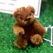 Miniature Ginger Bear (Schuco).jpg