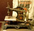 Miniature sewing machine (Casige).jpg