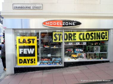 ModelZone Brighton shopfront, "Store Closing", "Last Few Days", August 2013