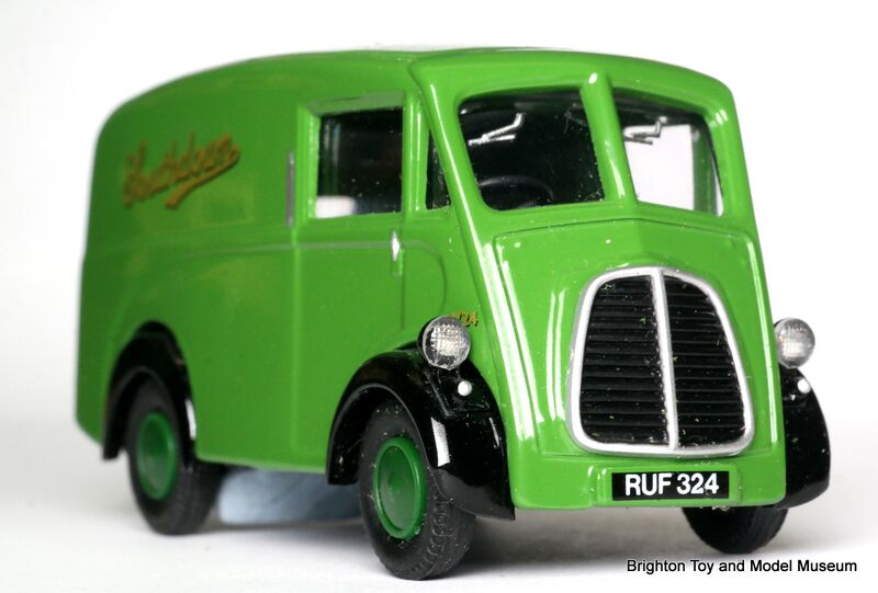 File:Morris J-type commercial van RVF324, Southdown (Corgi Toys).jpg