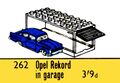 Opel Rekord in Garage, Lego 262 (Lego ~1964).jpg