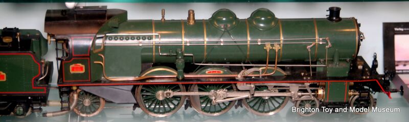 File:PLM locomotive 6101, spirit-fired, gauge 1 (Aster).jpg