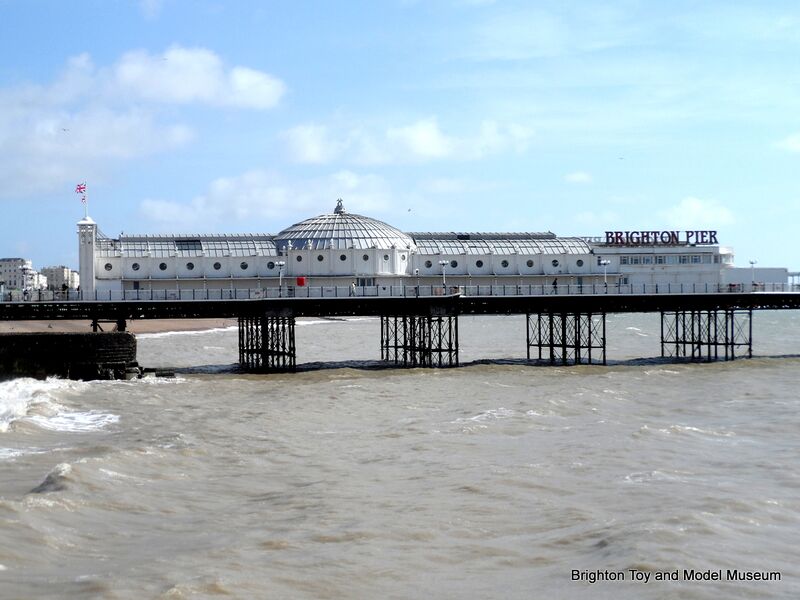 File:Palace Pier, Brighton, side view, East.jpg