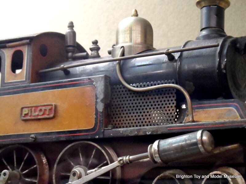 File:Pilot steam locomotive (Bing, gauge 2).jpg