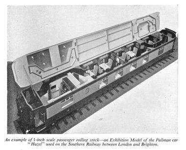 1942: A Bassett-Lowke exhibition model of Brighton Belle car "Hazel", with hinged lid to show interior