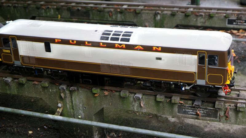 File:Pullman locomotive 73163, side (Hove Park Railway 2018).jpg