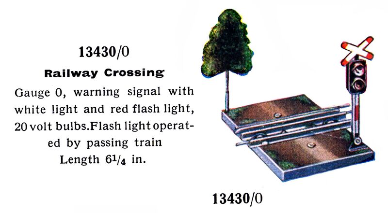 File:Railway Crossing, Märklin 13430 (MarklinCat 1936).jpg