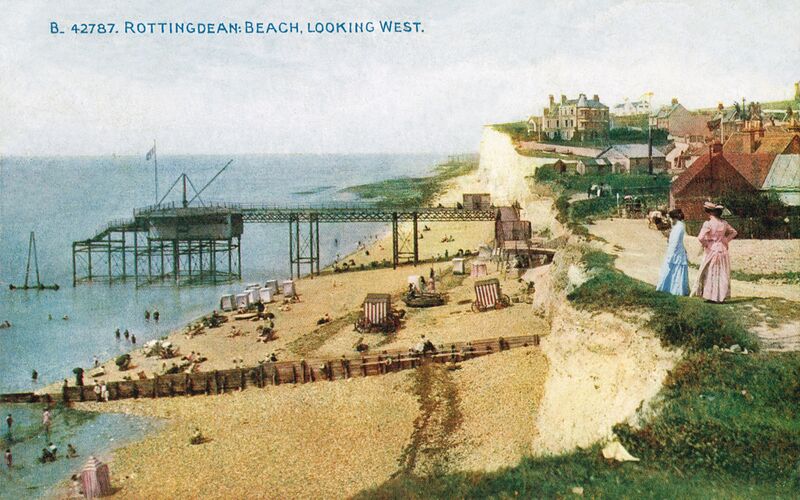 File:Rottingdean Beach looking West, postcard (Celesque B42787 m1911).jpg