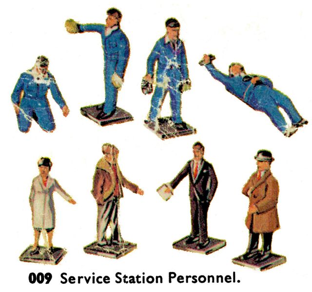 File:Service Station Personnel, Dinky Toys 009 (DinkyCat 1963).jpg