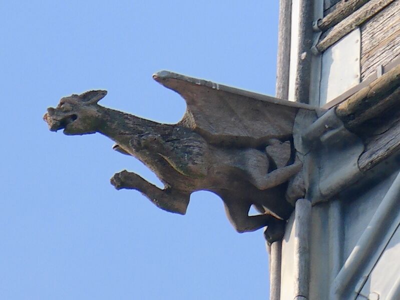 File:St Paul's Church, dragon gargoyle.jpg