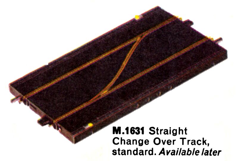File:Straight Change Over Track, Minic Motorways M1631 (TriangRailways 1964).jpg