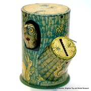 Tree Stump money box with Owl (LBZ).jpg