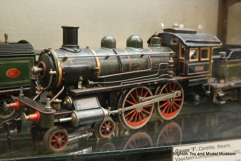 File:Vauclain locomotive 2350, steam-powered (Georges Carette).jpg